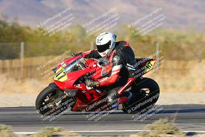 media/Dec-07-2024-CVMA (Sat) [[21c5f1ef85]]/Race 11-Amateur Supersport Open/